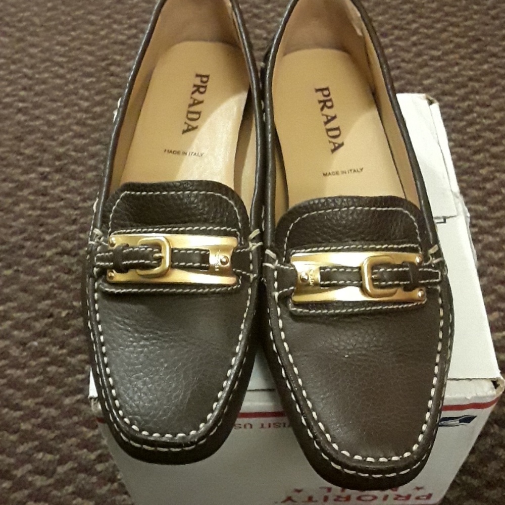 Women Prada Loafers